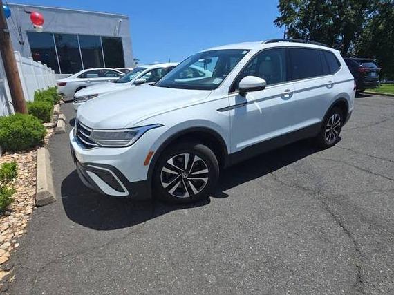 VOLKSWAGEN TIGUAN 4MOTION 2022 3VV0B7AX8NM118334 image